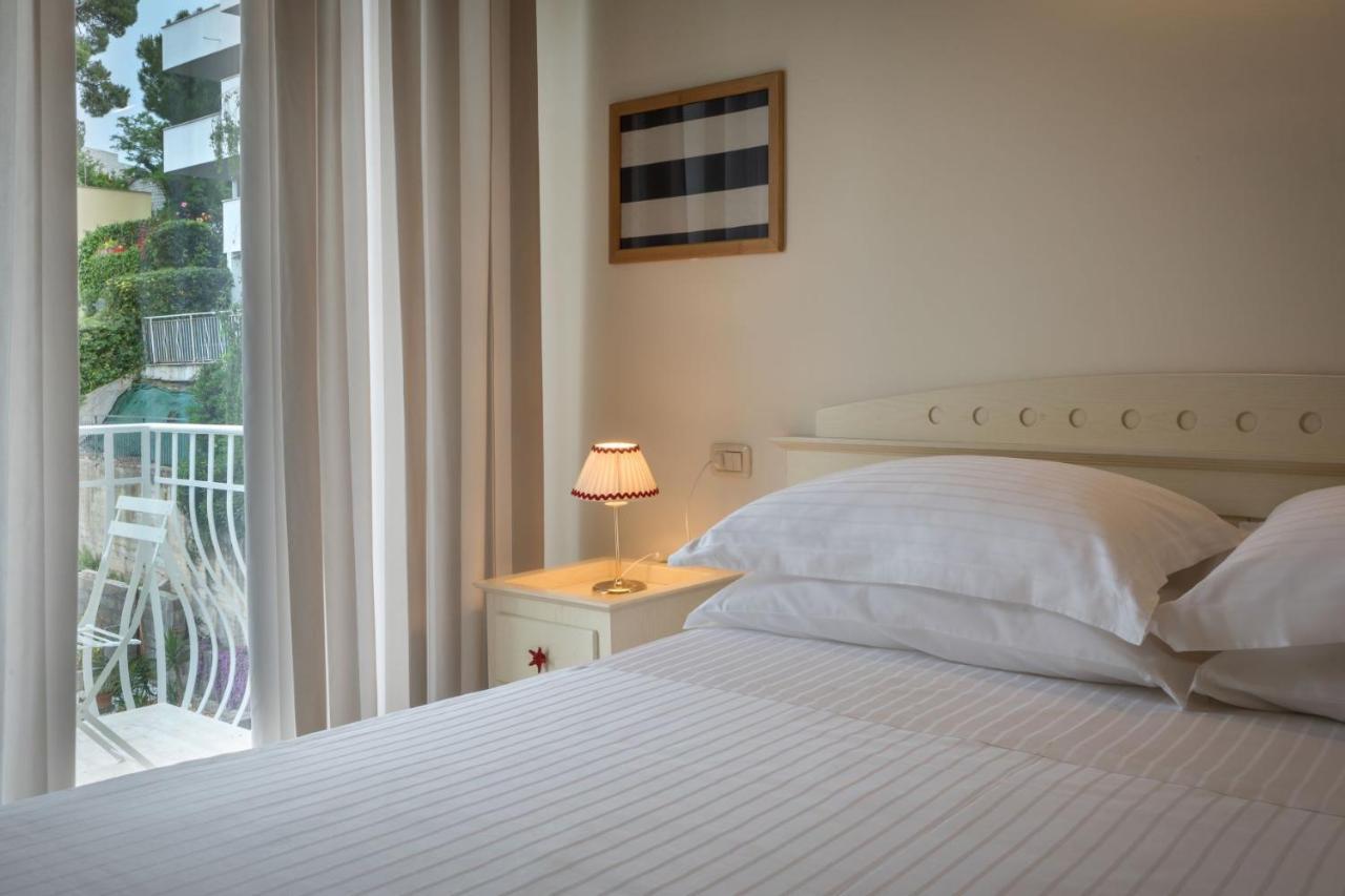 Mure Hotel Нумана Екстер'єр фото