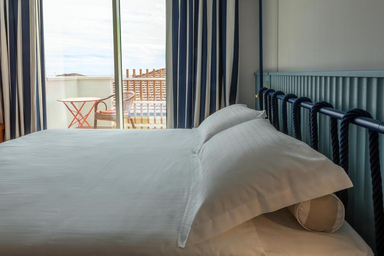 Mure Hotel Нумана Екстер'єр фото