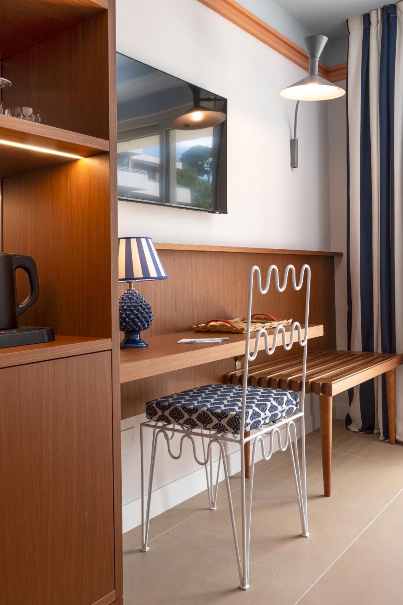 Mure Hotel Нумана Екстер'єр фото